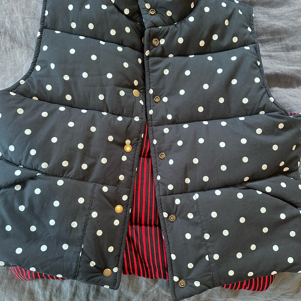 Stylish Polka Dot Vest - Black and Cream